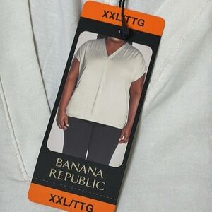 Banana Republic white V-neck short sleeve XXL blouse NWT